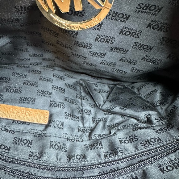 SOLD Michael Kors Jet Set LARGE Nylon & Leather Tote Bag Black & Brown With Care - Picture 12 of 15